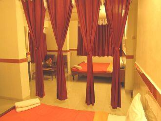 Hotel Diamond, Daman 3